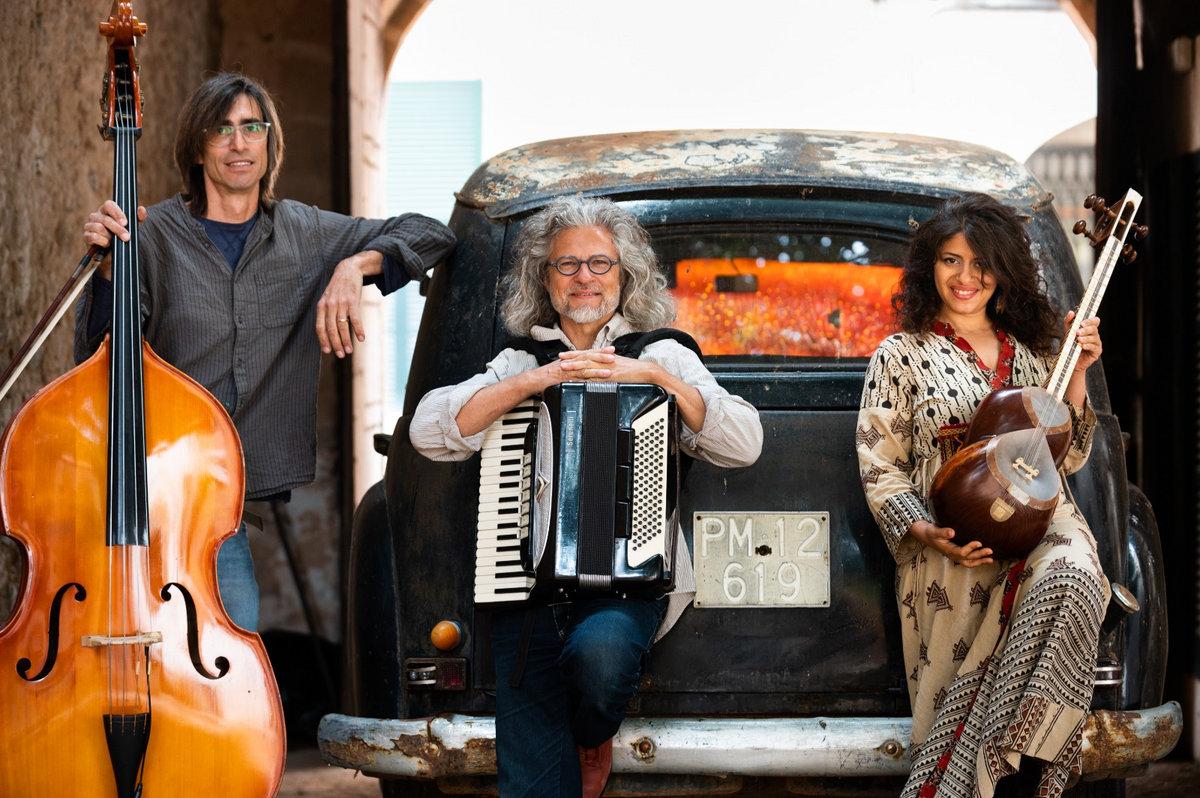 Dancing Water | A Performance by QÂNÂT Music & Rahaavi Dance Studio - Image 3